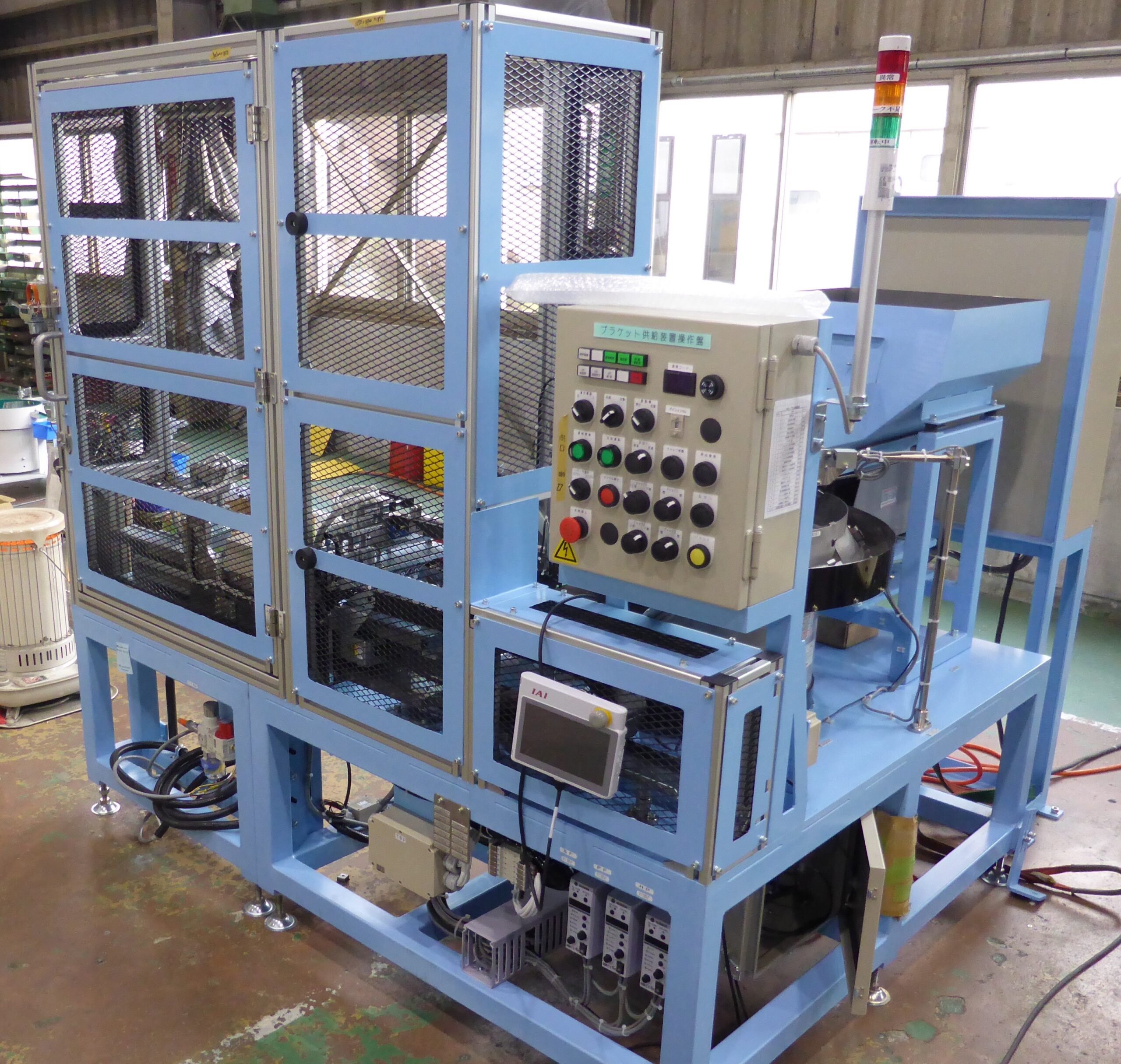 スポット溶接機用供給装置